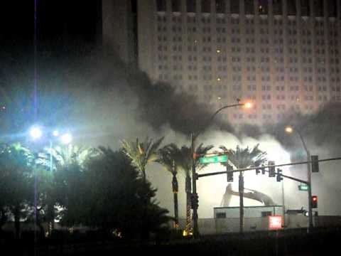 Demolition of the Tropicana Casino 11/08/10 - YouTube