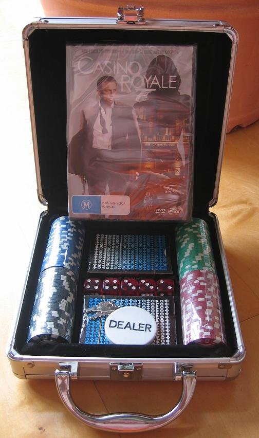 Casino Royale - Exclusive Poker Case