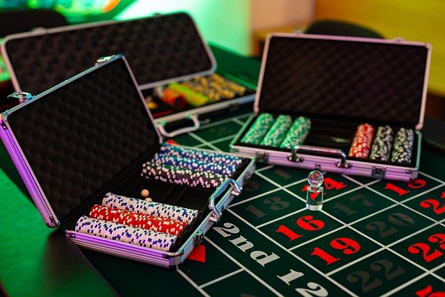 leading Casabet Casino welcome offer advertisement